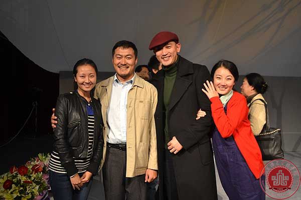 我院首任院长梁伯龙教授收山之作成功上演