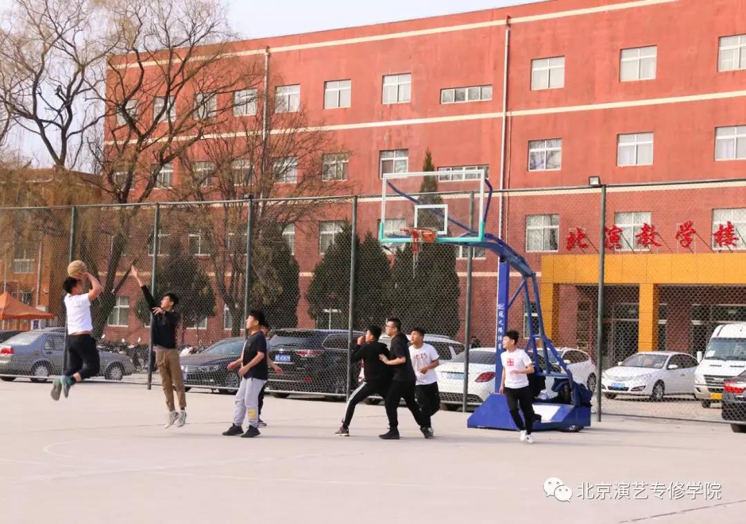 与你相遇在新学期 与你相遇在新学期