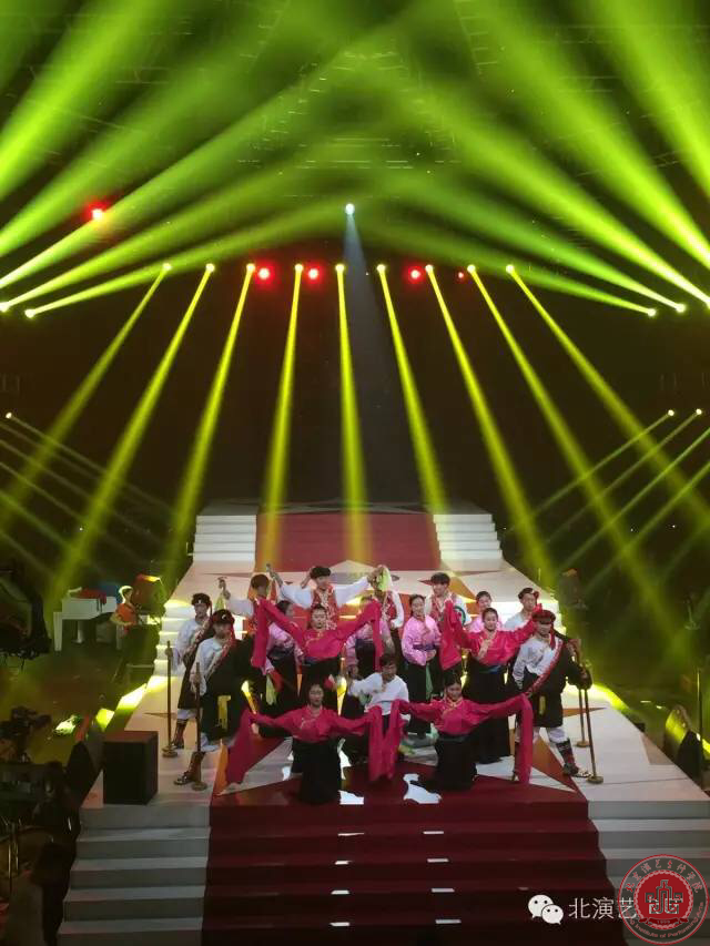 我院舞蹈系学生受邀参加星光大道获周冠军 我院舞蹈系学生受邀参加星光大道获周冠军