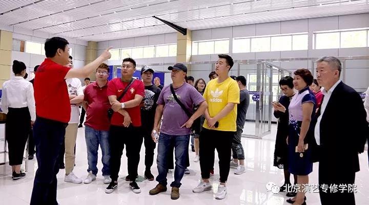我院招生办领导赴航空实训基地开展招生培训交流 我院招生办领导赴航空实训基地开展招生培训交流