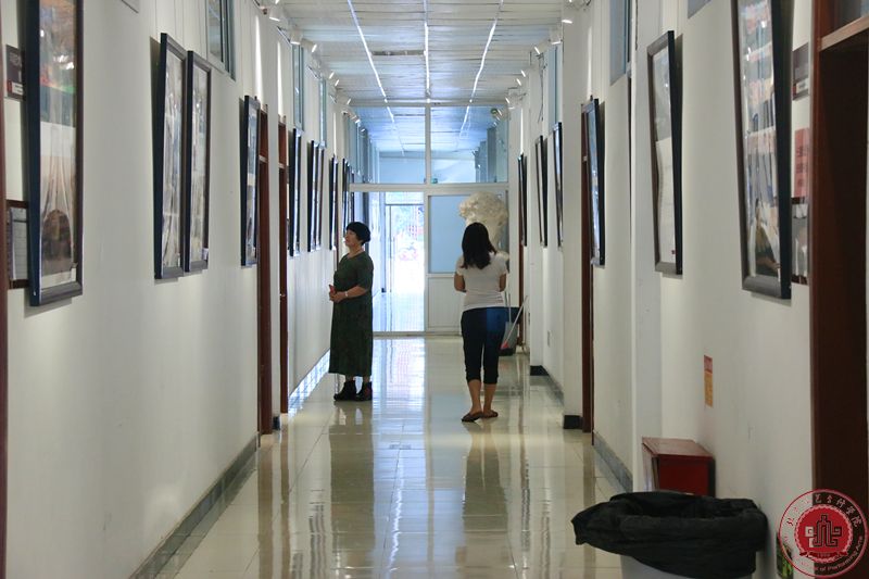 “艺术设计” 绽放满园芬芳 “艺术设计” 绽放满园芬芳