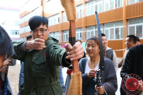 弓箭社团活动如期举行