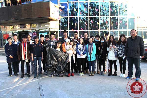 美化校园环境，从小事做起