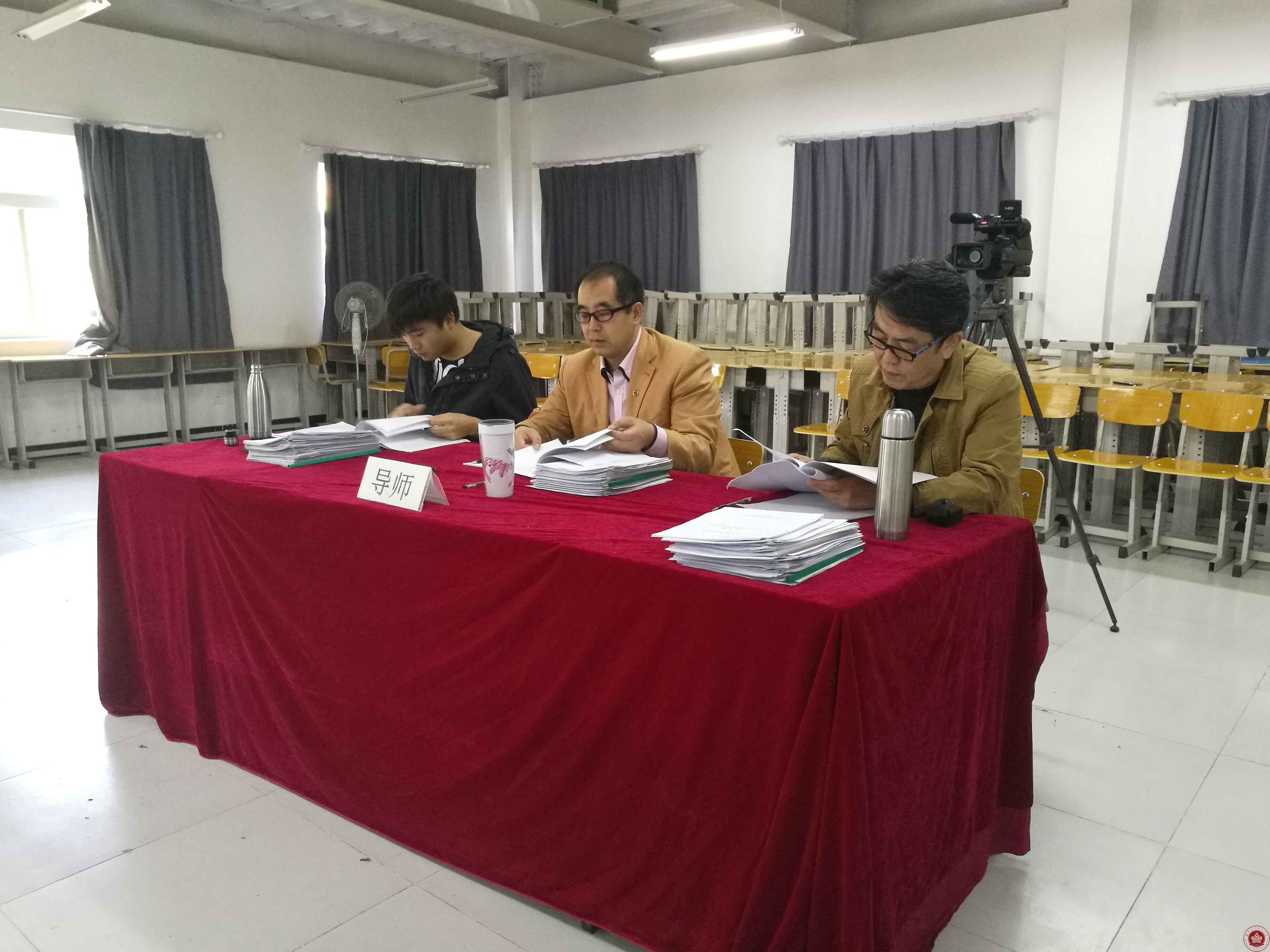 我院文化产业管理系2017届毕业生论文答辩顺利完成