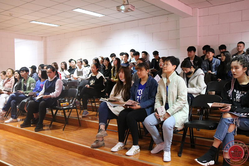 音乐系进行中国传统文化的教育与学习