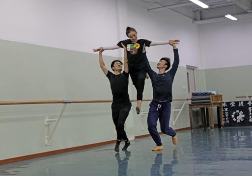 北平遇上中国舞|舞剧《金蝉塑与糖人宝》排练纪实 北平遇上中国舞|舞剧《金蝉塑与糖人宝》排练纪实