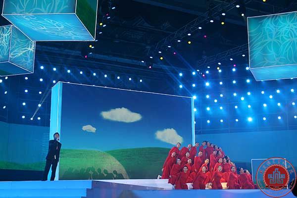 北演合唱团圆满完成央视“雷锋,我们的榜样”专题片节目 北演合唱团圆满完成央视“雷锋,我们的榜样”专题片节目