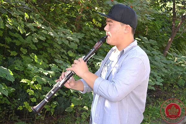 我院“3+3乐队”原创歌曲《我需要梦想》唱响校园 我院“3+3乐队”原创歌曲《我需要梦想》唱响校园