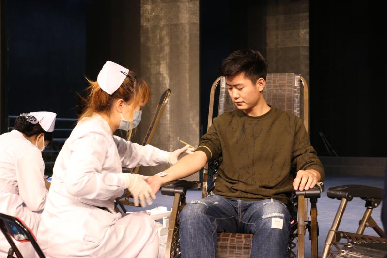 北演师生积极参加无偿献血 滴滴热血传递社会正能量