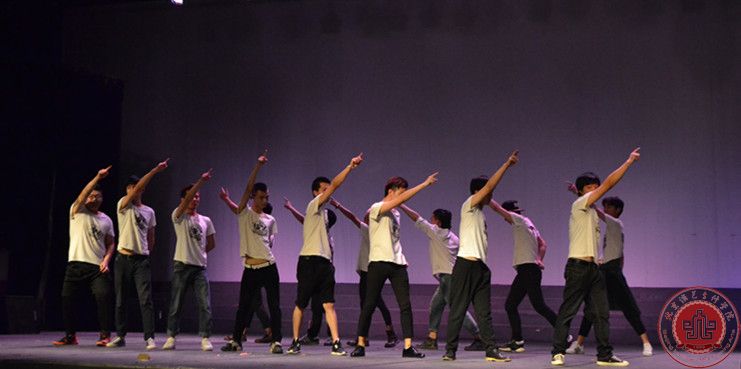 明日之星 璀璨闪亮