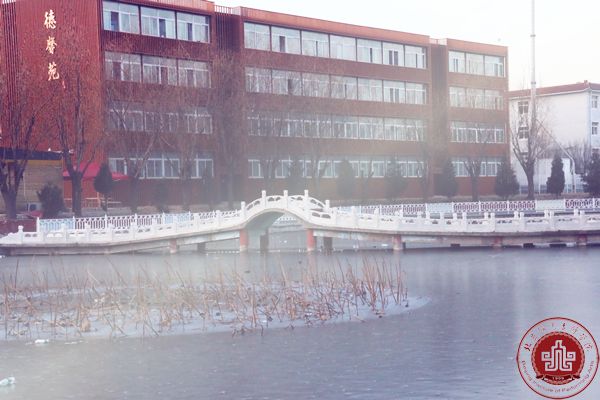 冬日里的北演校园