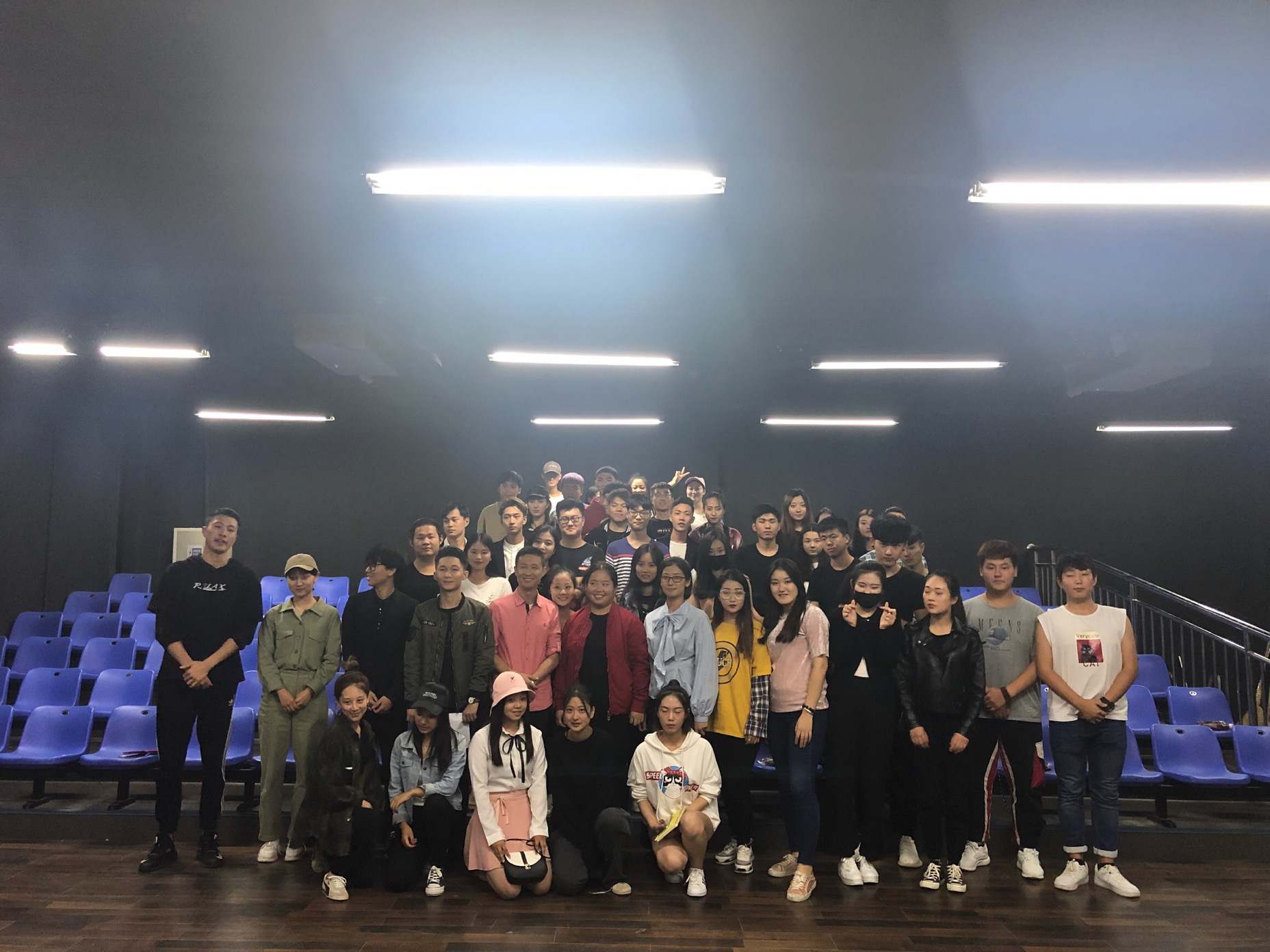 北京演艺专修学院表演系学生会召开全体成员大会 北京演艺专修学院表演系学生会召开全体成员大会