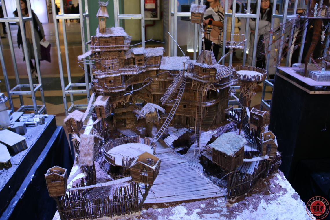 艺术设计系参观中国第三届舞台美术展 艺术设计系参观中国第三届舞台美术展