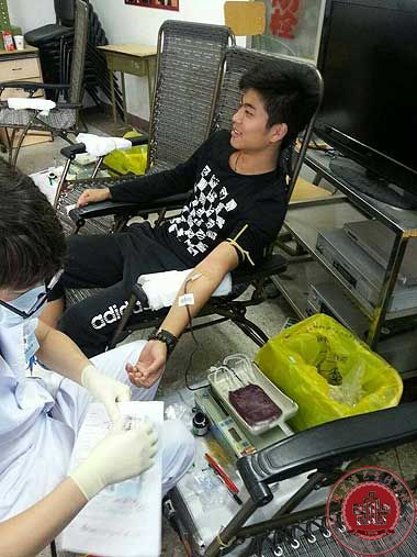 无偿献血 传递温暖