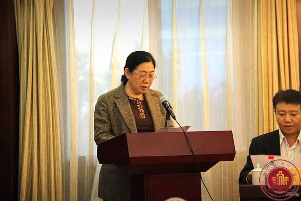 集团领导莅临北京演艺专修学院召开表彰大会 集团领导莅临北京演艺专修学院召开表彰大会