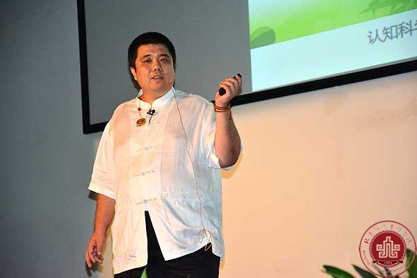 我院2013级新生赴中国科技馆聆听专家、名家、大家讲座 我院2013级新生赴中国科技馆聆听专家、名家、大家讲座