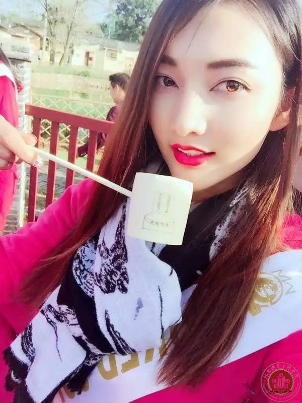 我院优秀毕业生刘金金受邀参加“2016世界超模美丽公益行” 我院优秀毕业生刘金金受邀参加“2016世界超模美丽公益行”