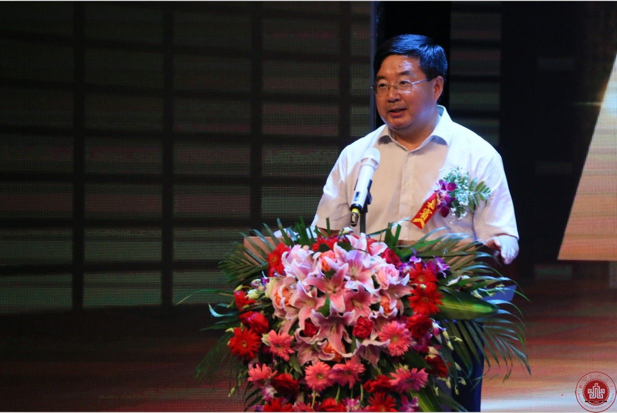 中国原创音乐人才基地落户北京演艺专修学院 中国原创音乐人才基地落户北京演艺专修学院