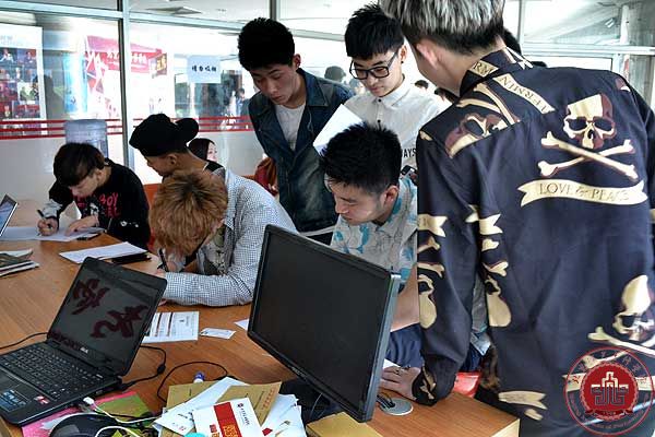 《中国好声音》导演组北演寻找好声音 《中国好声音》导演组北演寻找好声音