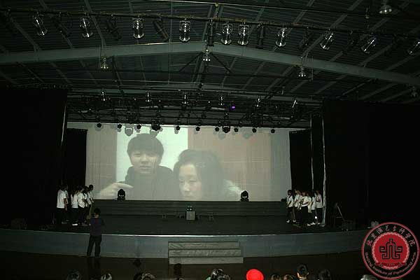 播音主持系《请记得最初真心》主题演出会在演艺中心举行