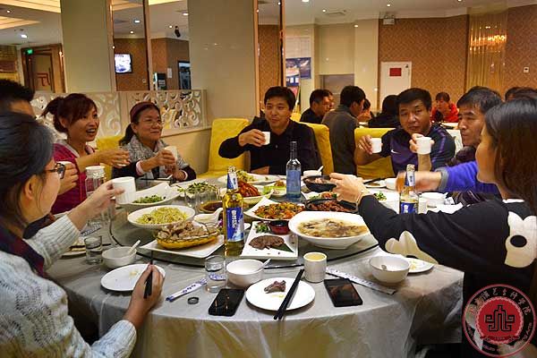 秋高气爽赏山城美景 “紫塞明珠”留北演深情