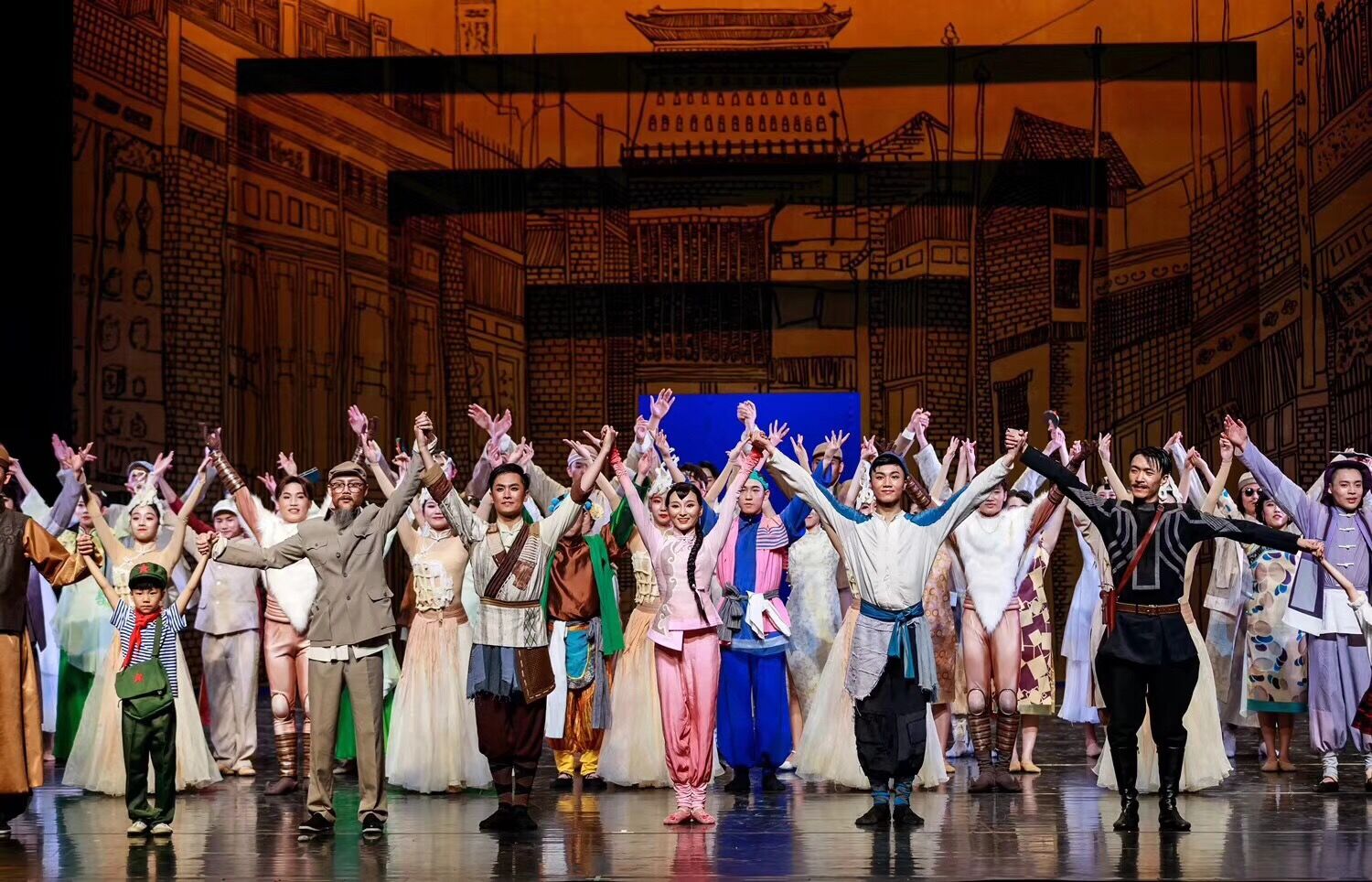 我院原创舞剧《金蝉塑与糖人宝》走进北京舞蹈学院 我院原创舞剧《金蝉塑与糖人宝》走进北京舞蹈学院