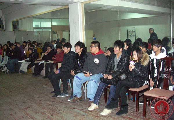 北演梁伯龙教授改编话剧《谐语西厢》正式合成排练