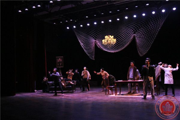 话剧《物理学家》在北演小剧场隆重上演