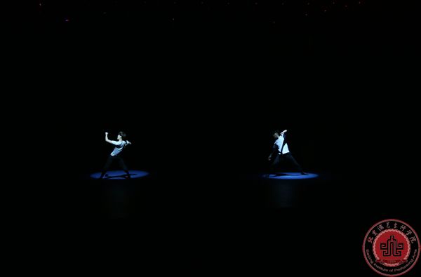 我院舞蹈系“中国舞教学汇报演出”在北演剧场隆重上演! 我院舞蹈系“中国舞教学汇报演出”在北演剧场隆重上演!