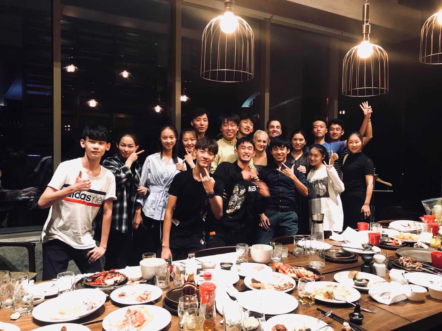 舞动青春,魅力无限 舞动青春,魅力无限