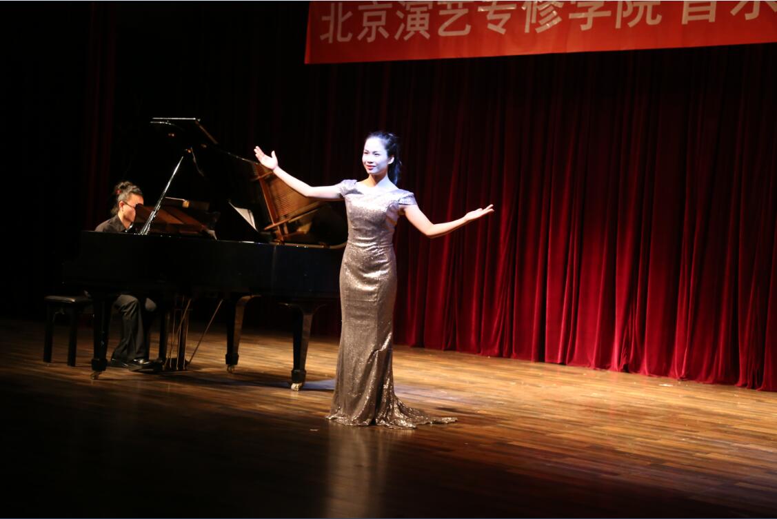 音乐系汤洁、于晓丽老师声乐班毕业音乐会圆满落幕 音乐系汤洁、于晓丽老师声乐班毕业音乐会圆满落幕