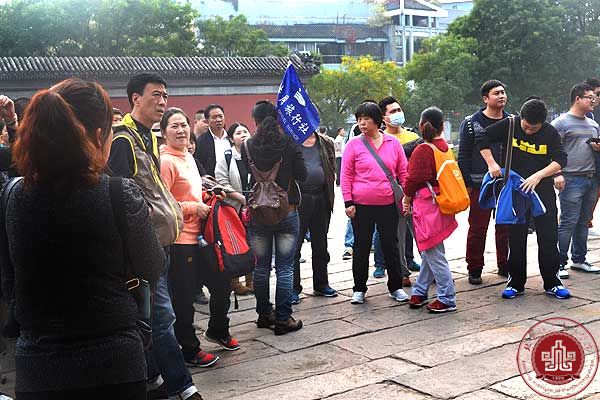 秋高气爽赏山城美景 “紫塞明珠”留北演深情