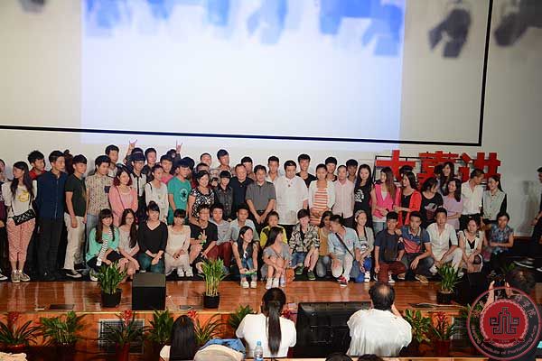 我院2013级新生赴中国科技馆聆听专家、名家、大家讲座 我院2013级新生赴中国科技馆聆听专家、名家、大家讲座