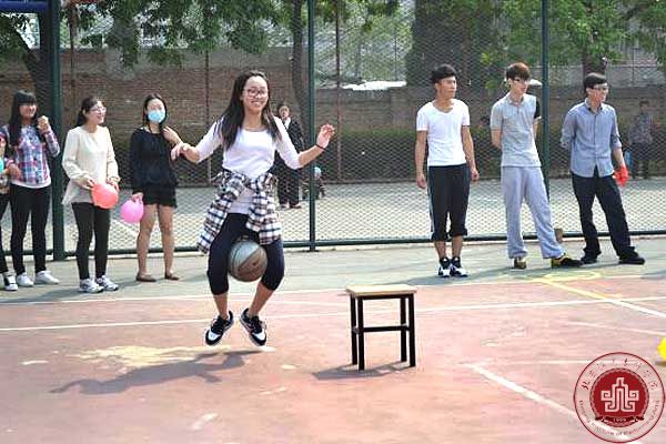 文管系第一届“趣味运动会”成功举办
