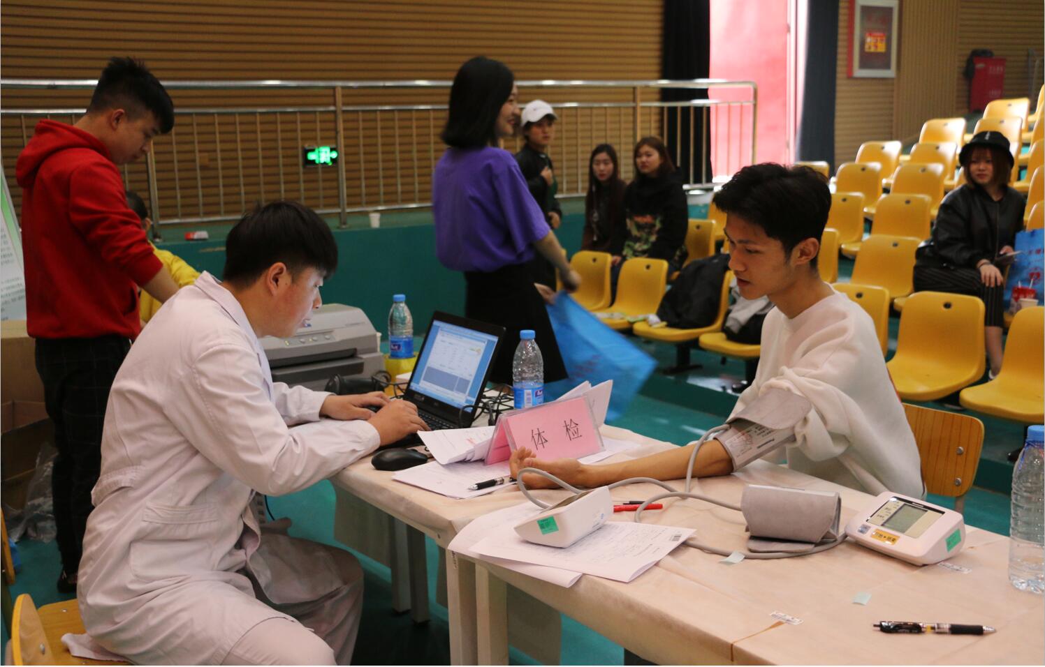 北演师生积极参加无偿献血 滴滴热血传递社会正能量