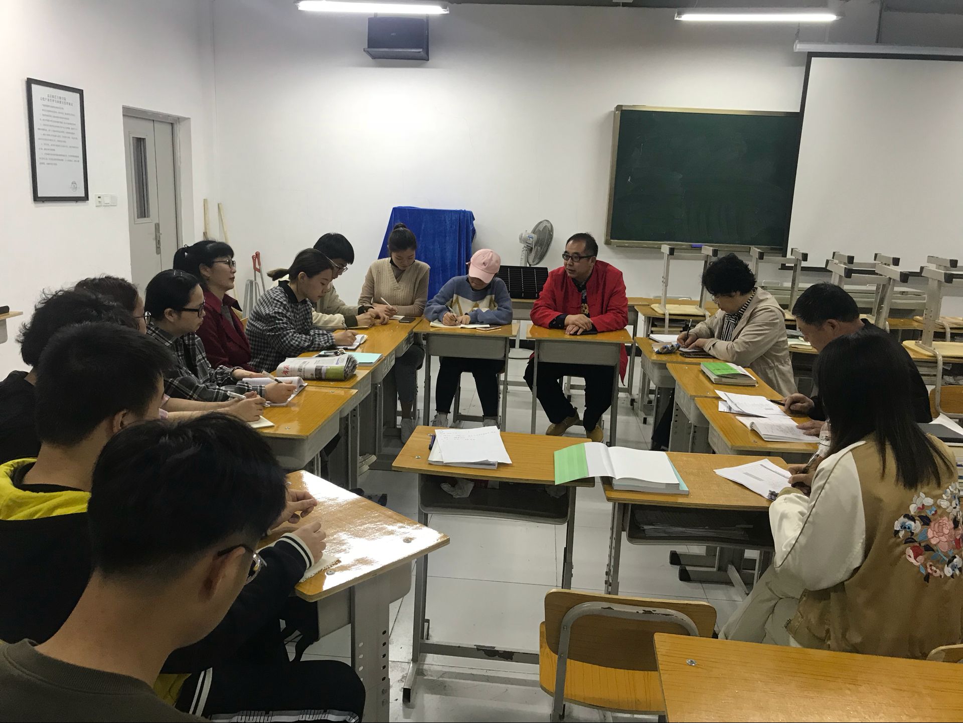 我院开展2018-2019学年第二学期期中教学检查工作 我院开展2018-2019学年第二学期期中教学检查工作