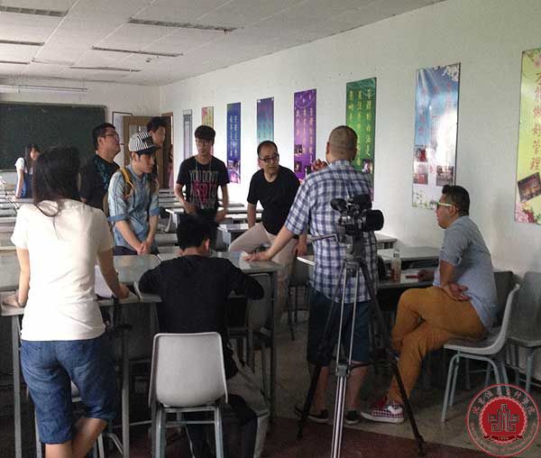 文管系承办《我为喜剧狂》栏目组进校园招募