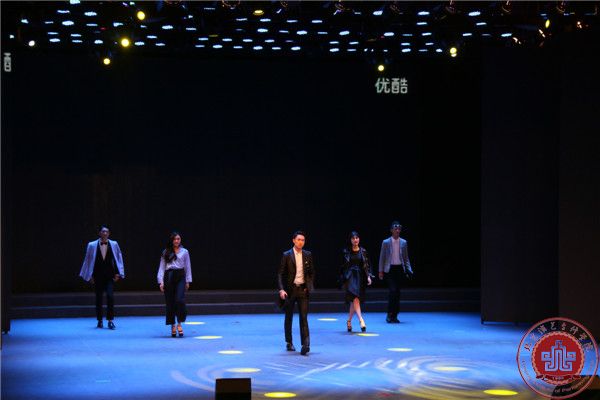 我院舞蹈系国标舞、流行舞汇报演出在北演剧场隆重举行