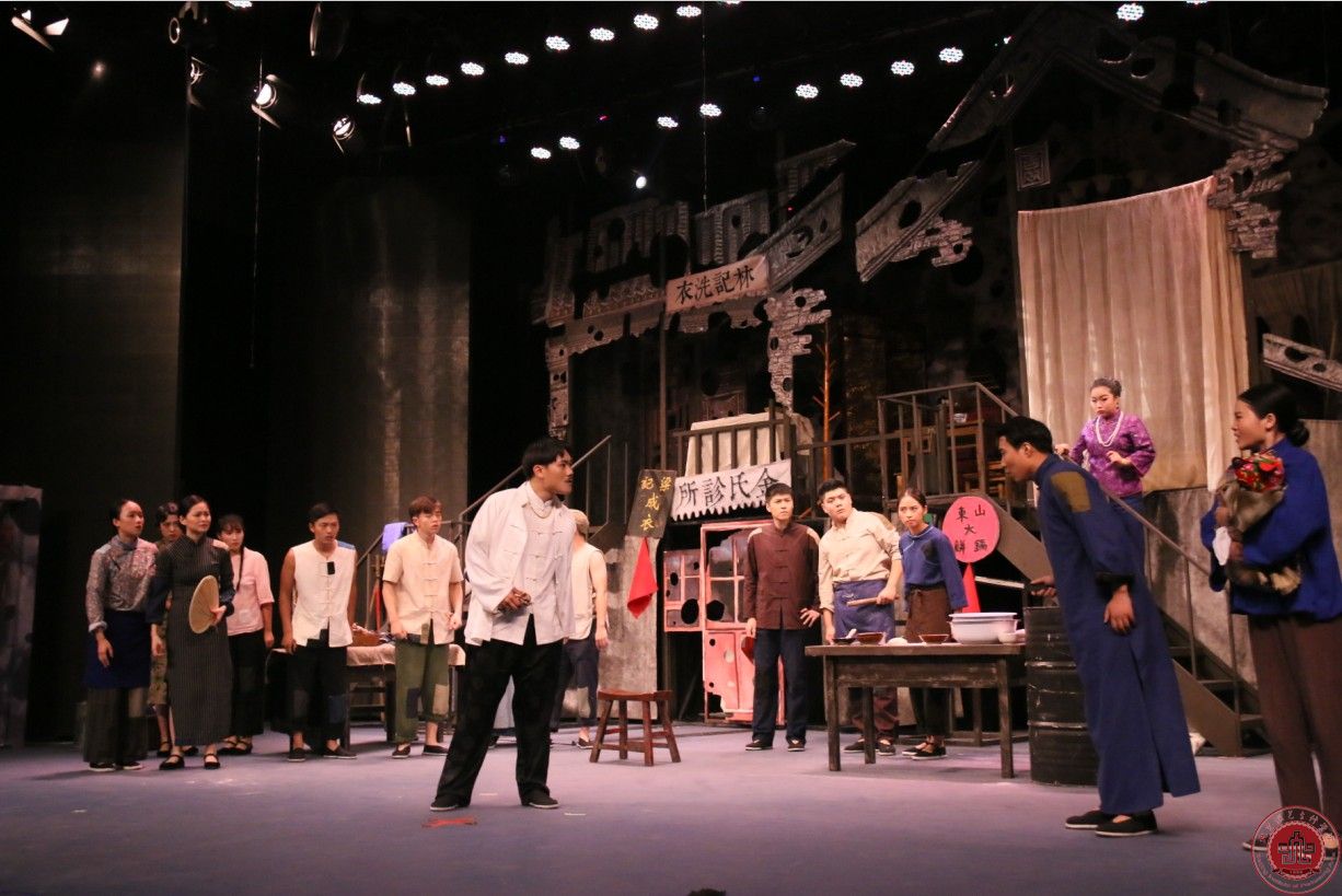 表演系毕业大戏《七十二家房客》震撼来袭 表演系毕业大戏《七十二家房客》震撼来袭