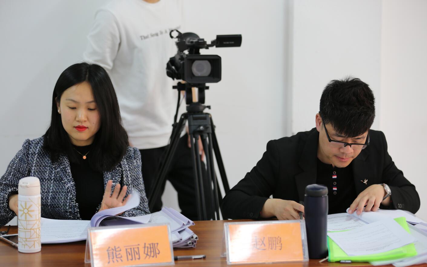 播音主持系2015级毕业生论文答辩圆满结束 播音主持系2015级毕业生论文答辩圆满结束