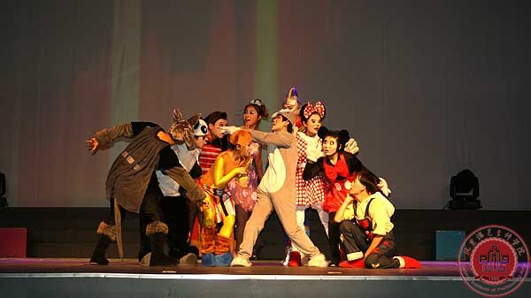 《东东的玩具王国》市场运作首演近800人观看获好评