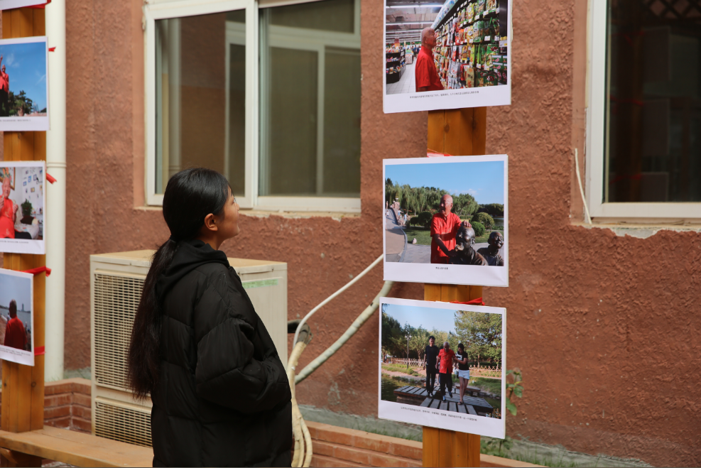我院影视艺术系学生高广宣个人摄影展成功举办 我院影视艺术系学生高广宣个人摄影展成功举办