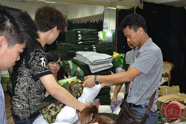 我院新生开始报到入学