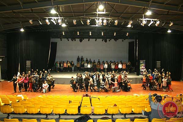 雷锋 不朽的丰碑 永远的榜样