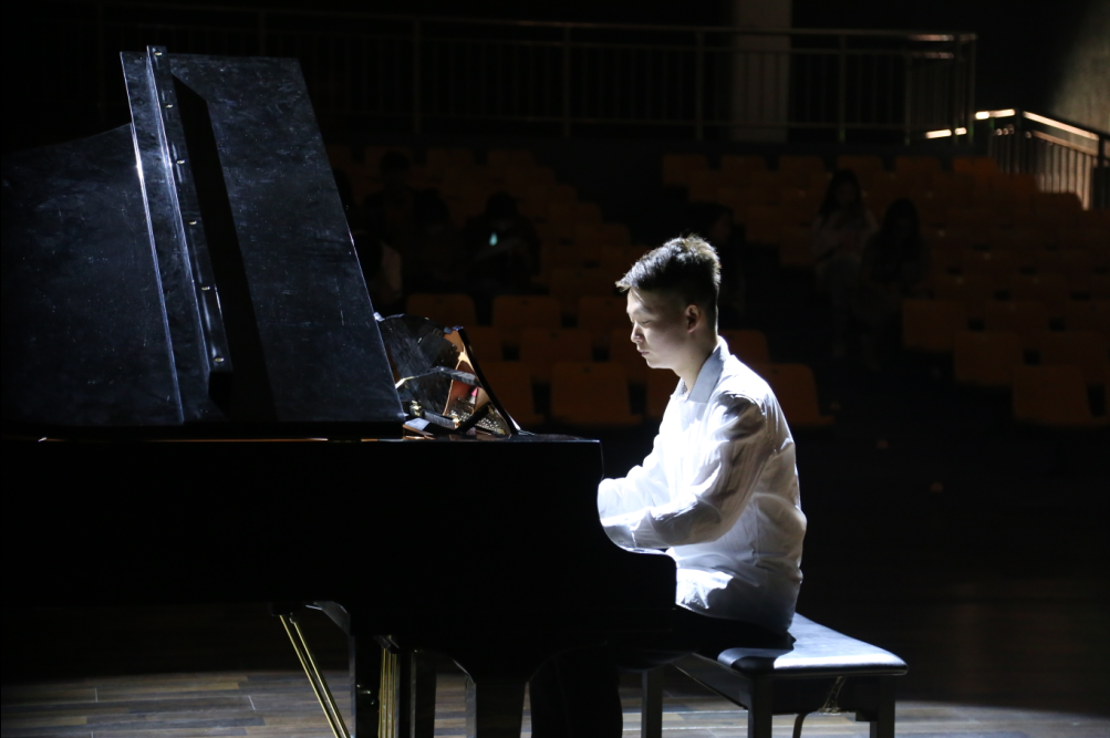 音乐系任丛聪老师钢琴班毕业音乐会成功举办 音乐系任丛聪老师钢琴班毕业音乐会成功举办