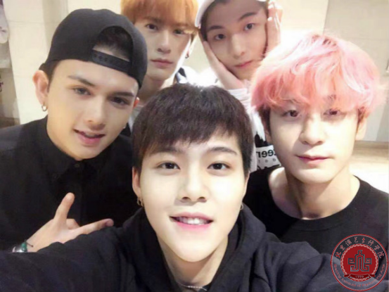 北演学子——王新宇VARSITY-V混血男团出道中国发布会