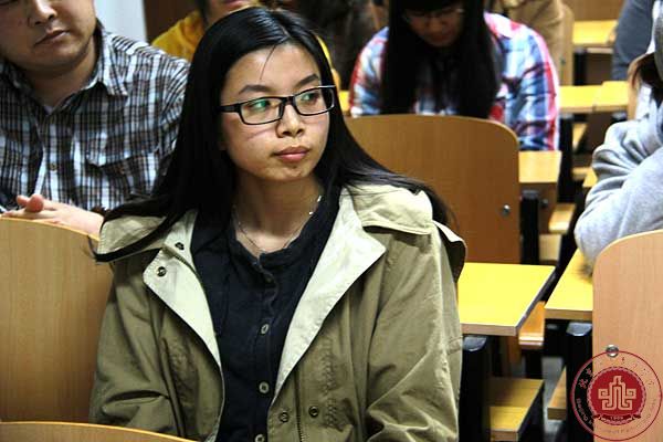 2013--2014学年“星级寝室”、“无烟寝室”表彰大会如期举行 2013--2014学年“星级寝室”、“无烟寝室”表彰大会如期举行