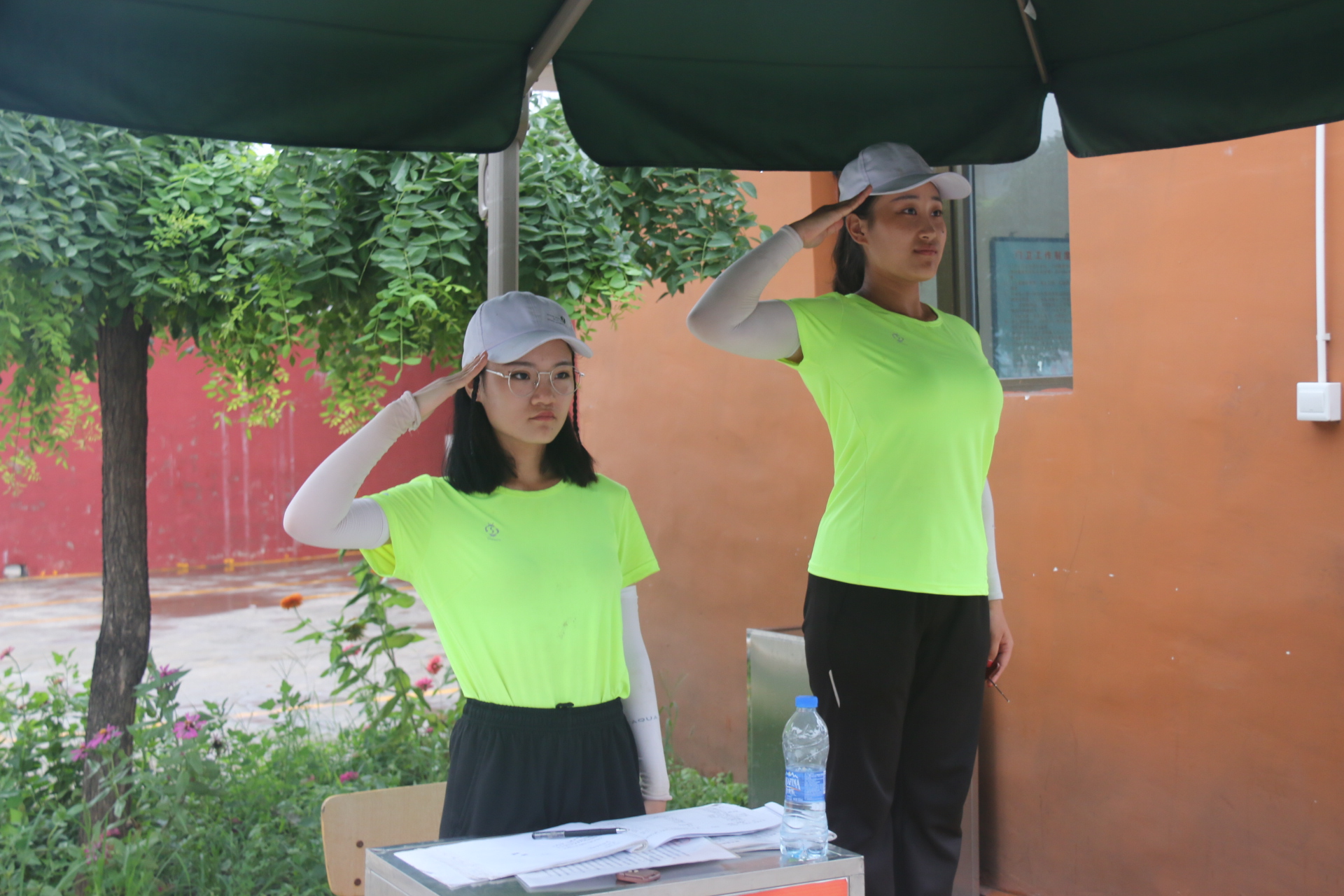 军训场上的青春