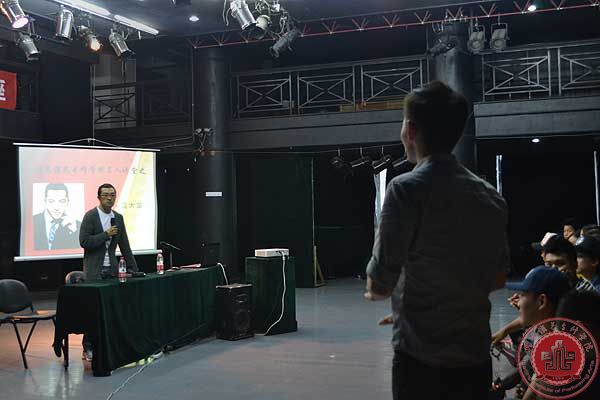 华表奖、金鸡奖双料影帝富大龙来我院讲座