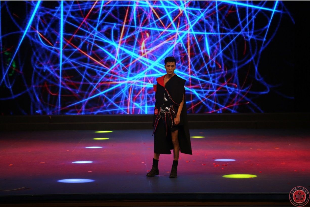 第八届才艺大赛服装设计大赛圆满落幕